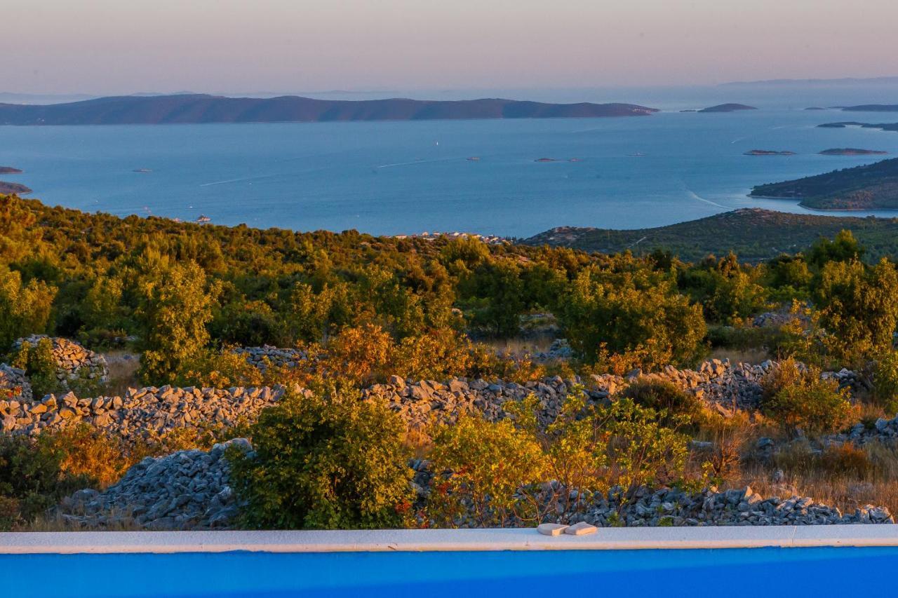 Villa Zlatno Sunce In The Hills Near Trogir Vrsine Luaran gambar