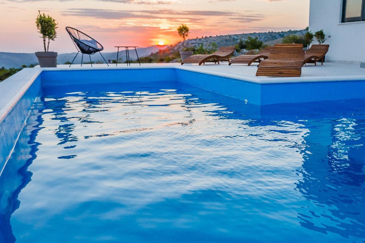 Villa Zlatno Sunce In The Hills Near Trogir Vrsine Luaran gambar