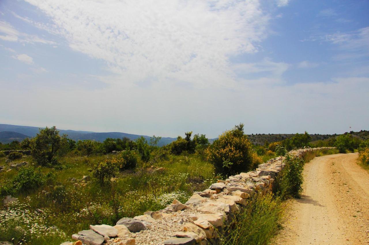 Villa Zlatno Sunce In The Hills Near Trogir Vrsine Luaran gambar