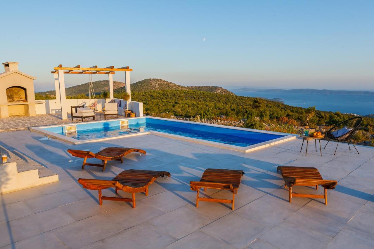 Villa Zlatno Sunce In The Hills Near Trogir Vrsine Luaran gambar
